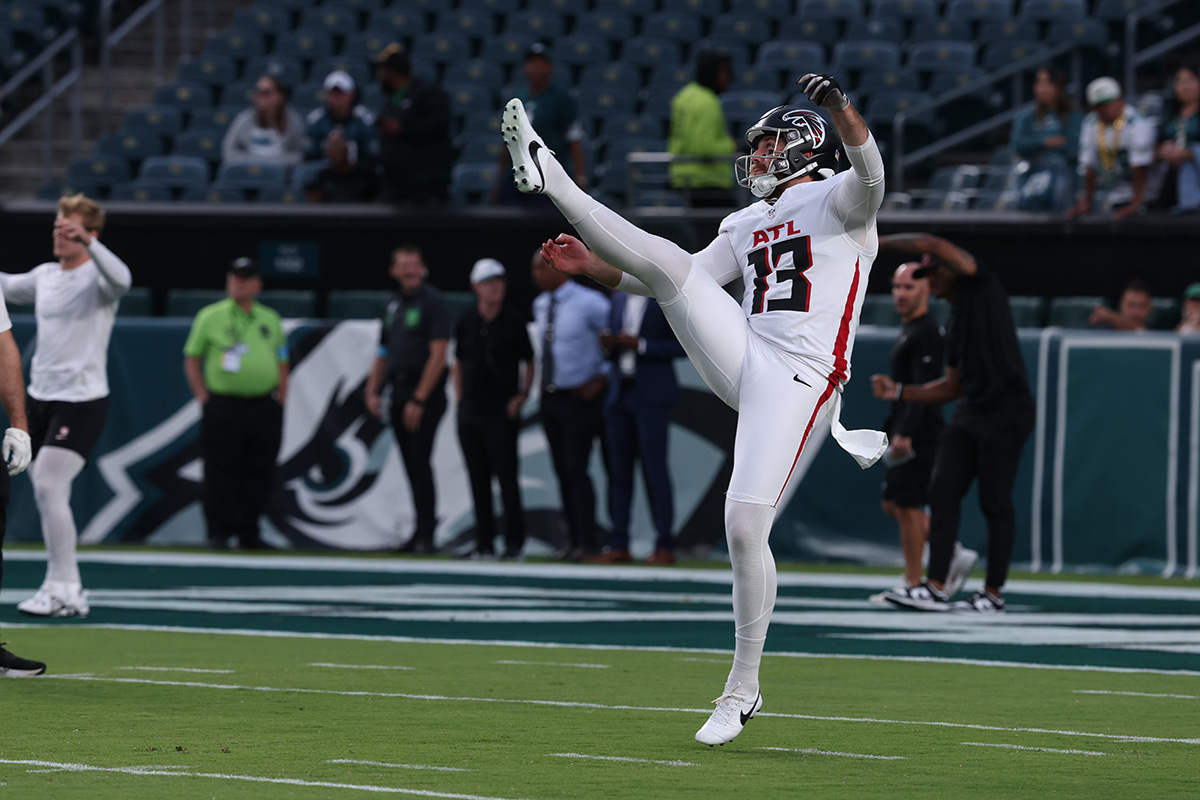 Atlanta Falcons punter Bradley Pinion